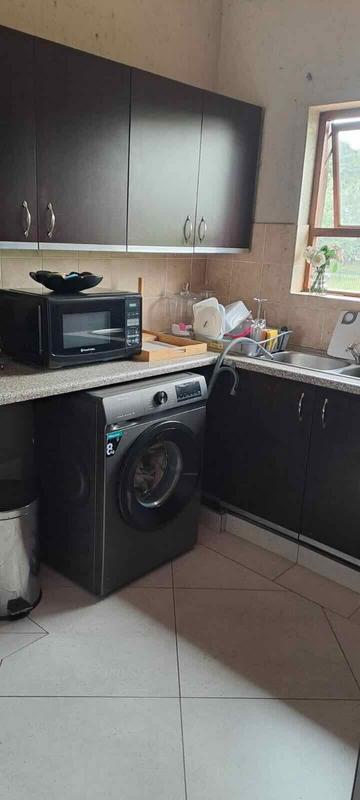 To Let 2 Bedroom Property for Rent in Paulshof Gauteng