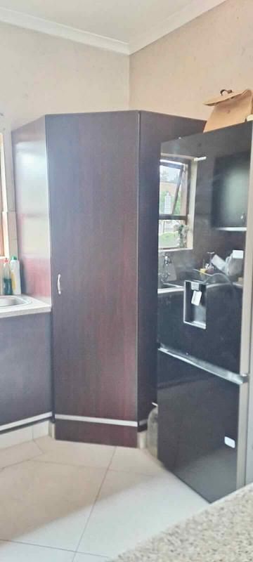 To Let 2 Bedroom Property for Rent in Paulshof Gauteng