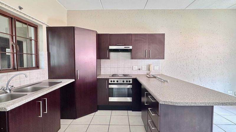 1 Bedroom Property for Sale in Paulshof Gauteng