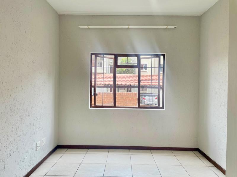 1 Bedroom Property for Sale in Paulshof Gauteng