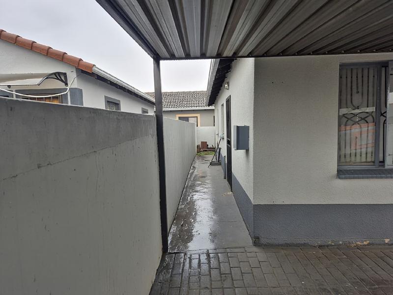 3 Bedroom Property for Sale in Windmill Park Gauteng