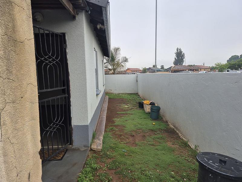 3 Bedroom Property for Sale in Windmill Park Gauteng