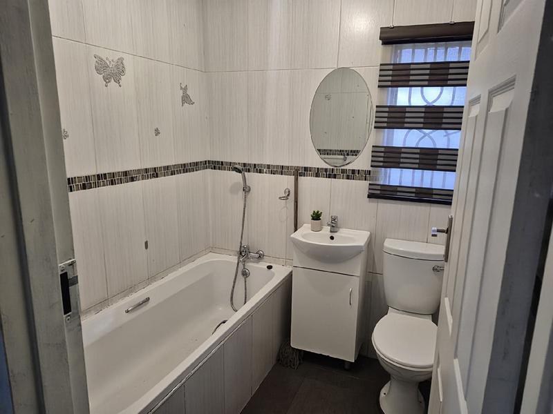 3 Bedroom Property for Sale in Windmill Park Gauteng