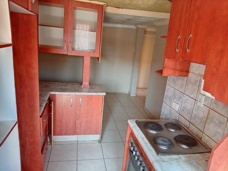 3 Bedroom Property for Sale in Protea Glen Gauteng