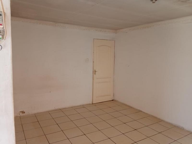 3 Bedroom Property for Sale in Protea Glen Gauteng