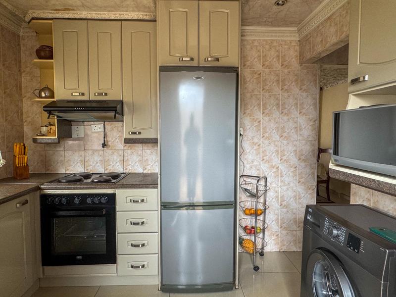 4 Bedroom Property for Sale in Lawley Gauteng