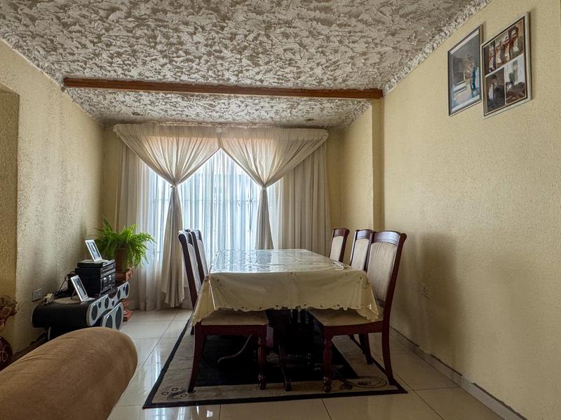 4 Bedroom Property for Sale in Lawley Gauteng