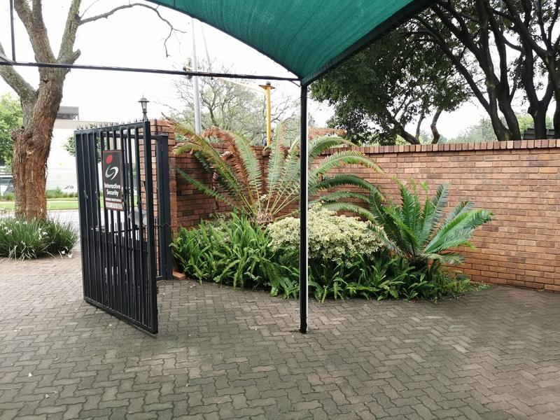 To Let 2 Bedroom Property for Rent in Ashlea Gardens Gauteng