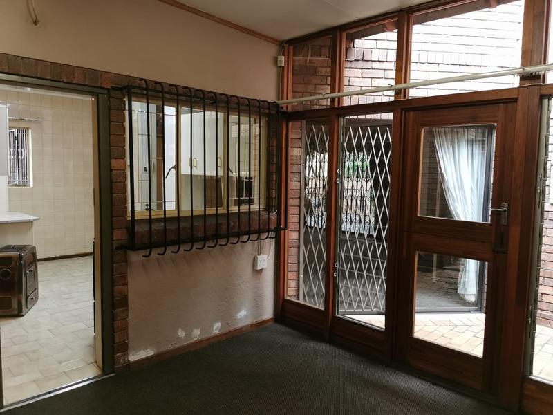 To Let 2 Bedroom Property for Rent in Ashlea Gardens Gauteng