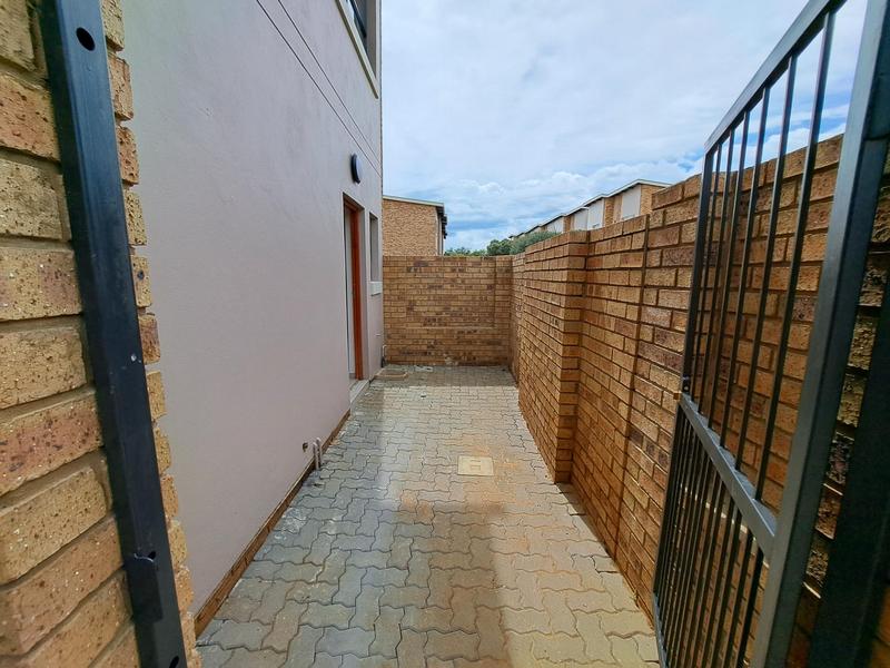 To Let 3 Bedroom Property for Rent in Hazeldean Gauteng