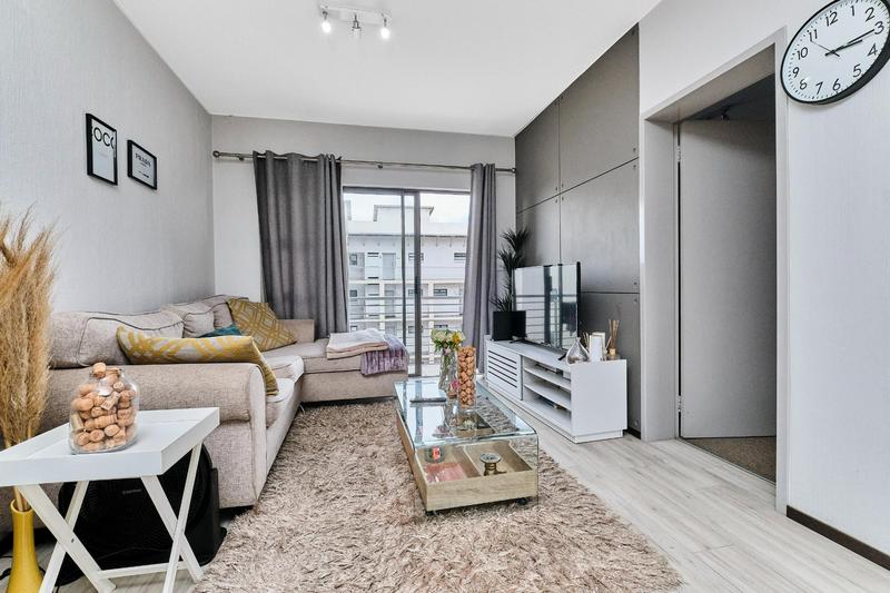 1 Bedroom Property for Sale in Broadacres Gauteng