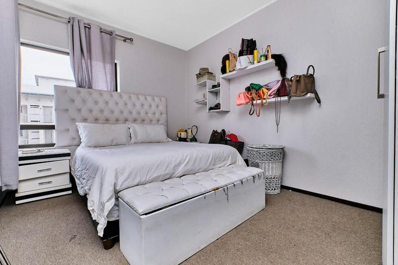 1 Bedroom Property for Sale in Broadacres Gauteng