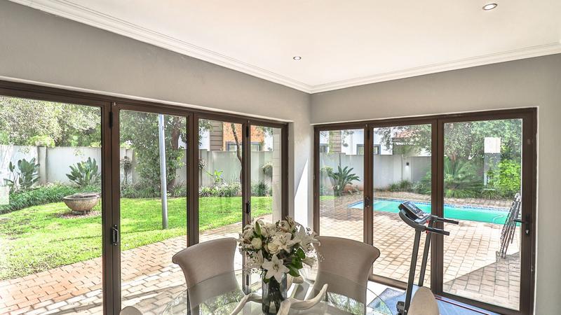 4 Bedroom Property for Sale in Midstream Ridge Gauteng