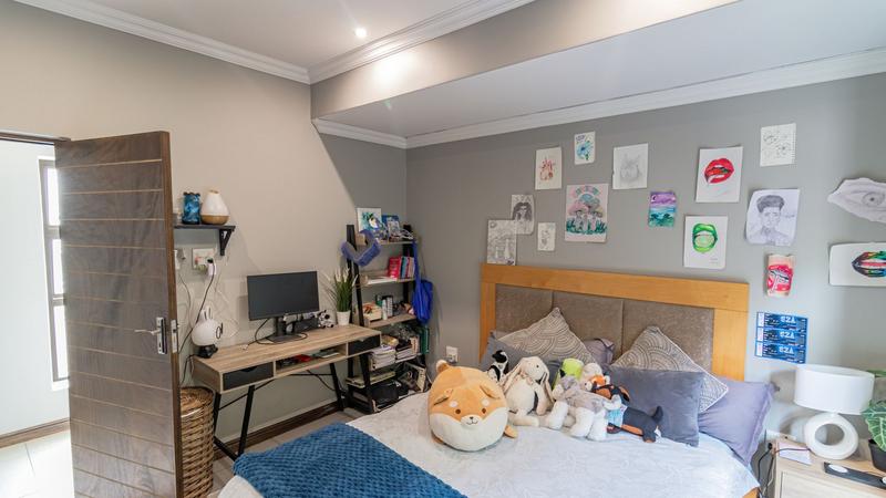 4 Bedroom Property for Sale in Midstream Ridge Gauteng