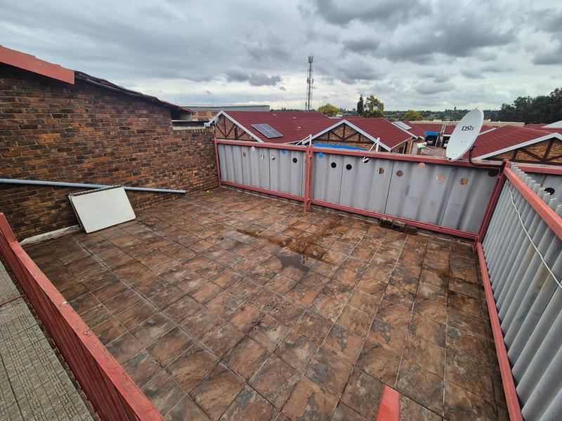 3 Bedroom Property for Sale in Brackendowns Gauteng