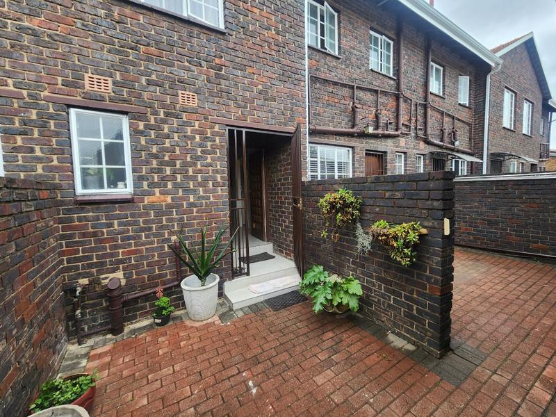 3 Bedroom Property for Sale in Brackenhurst Gauteng