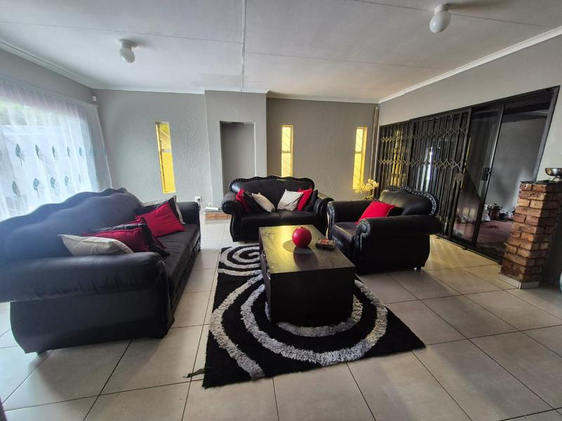 3 Bedroom Property for Sale in Mayberry Park Gauteng