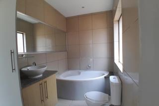 To Let 2 Bedroom Property for Rent in Rooihuiskraal North Gauteng