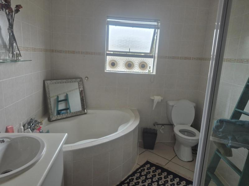 To Let 4 Bedroom Property for Rent in Eldo Manor Gauteng