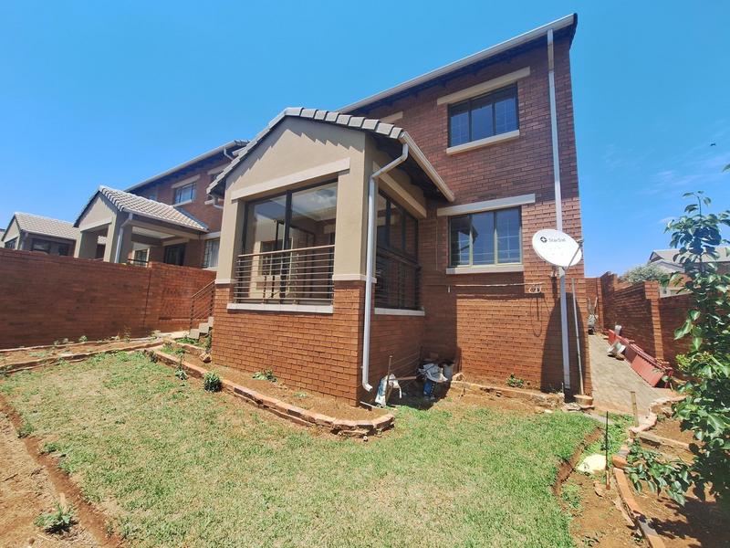 4 Bedroom Property for Sale in Mooikloof Ridge Gauteng