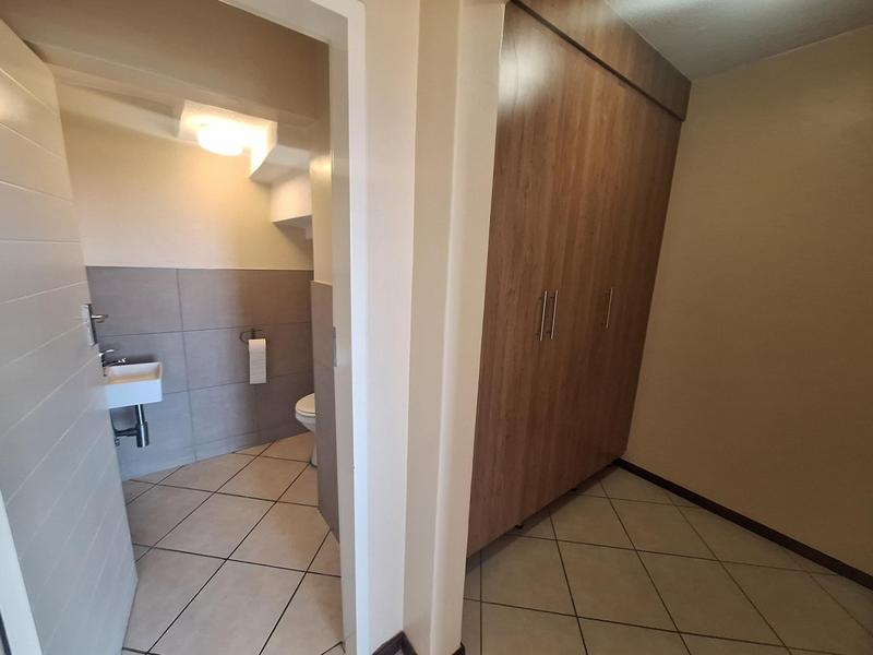 4 Bedroom Property for Sale in Mooikloof Ridge Gauteng