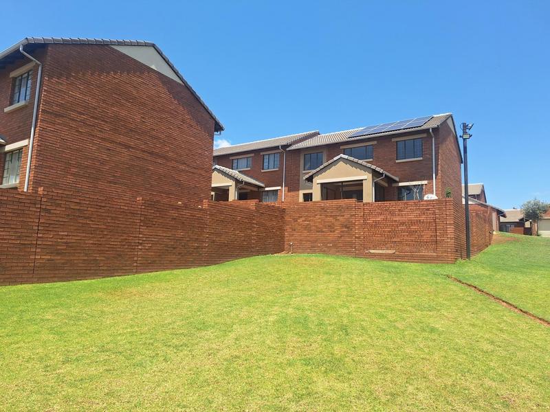 4 Bedroom Property for Sale in Mooikloof Ridge Gauteng