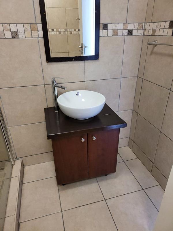 2 Bedroom Property for Sale in Bedford Gardens Gauteng