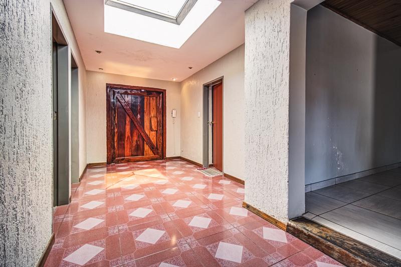 4 Bedroom Property for Sale in Hurlyvale Gauteng