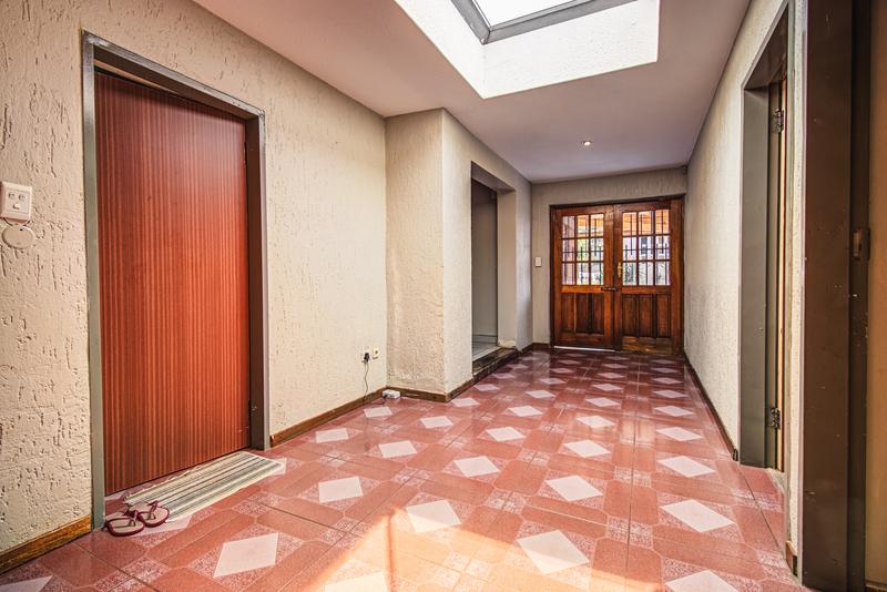 4 Bedroom Property for Sale in Hurlyvale Gauteng