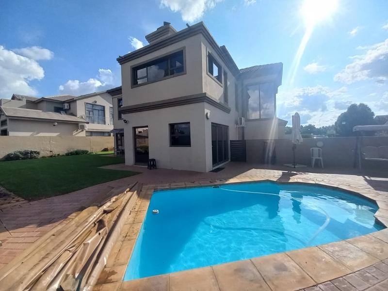 5 Bedroom Property for Sale in Raslouw Gauteng
