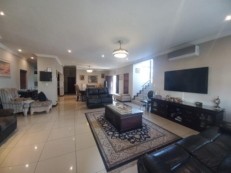 5 Bedroom Property for Sale in Raslouw Gauteng