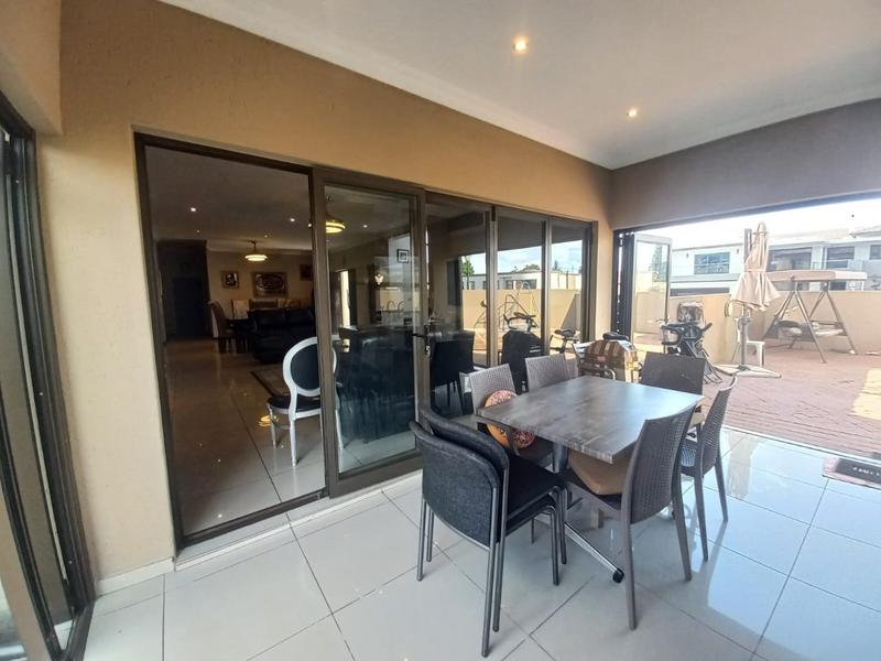 5 Bedroom Property for Sale in Raslouw Gauteng
