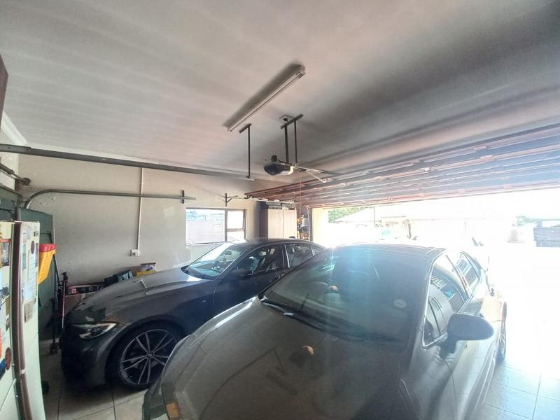 5 Bedroom Property for Sale in Raslouw Gauteng