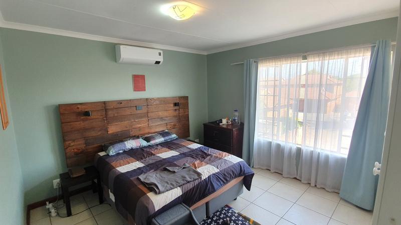 2 Bedroom Property for Sale in Annlin Gauteng