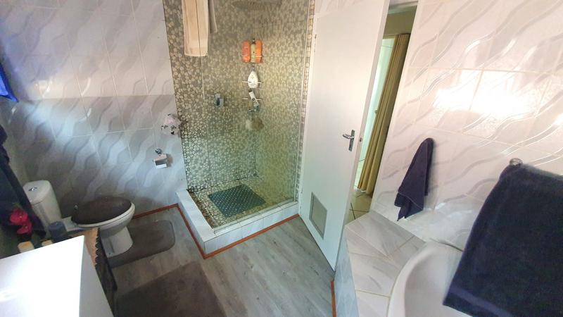 4 Bedroom Property for Sale in Magalieskruin Gauteng