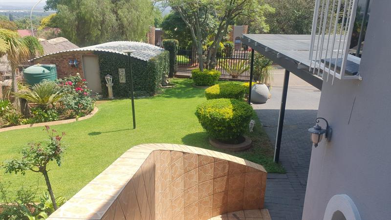 4 Bedroom Property for Sale in Magalieskruin Gauteng