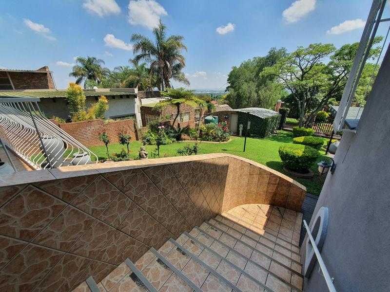 4 Bedroom Property for Sale in Magalieskruin Gauteng