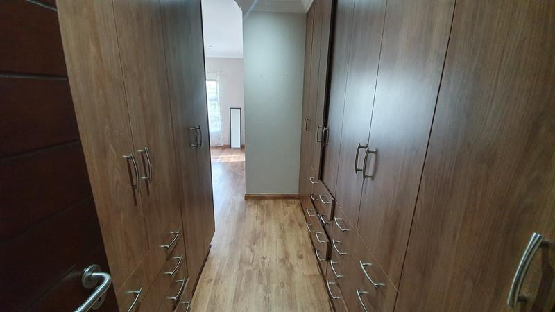 4 Bedroom Property for Sale in Rose Acres Estate Gauteng