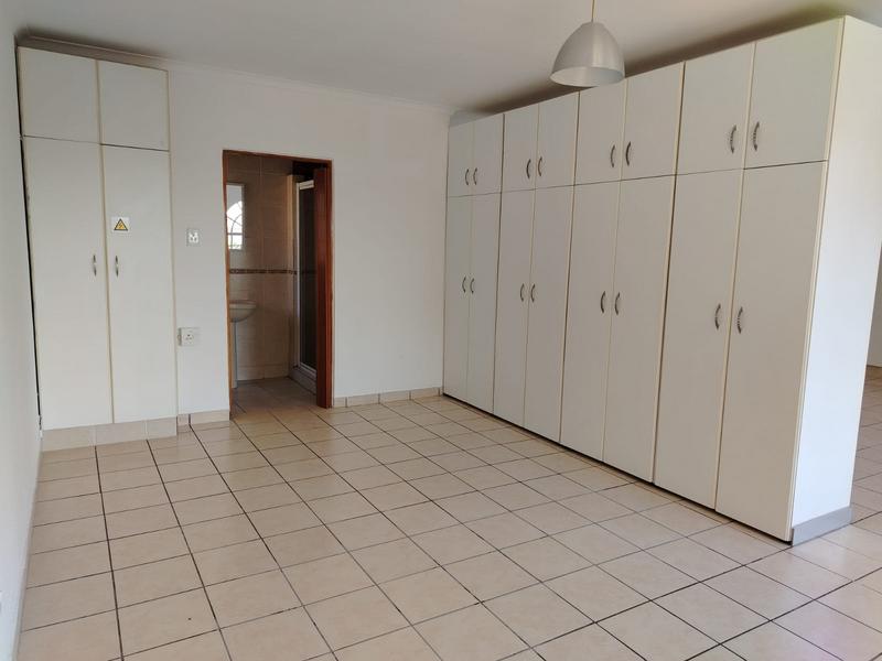 To Let 1 Bedroom Property for Rent in Kensington Gauteng