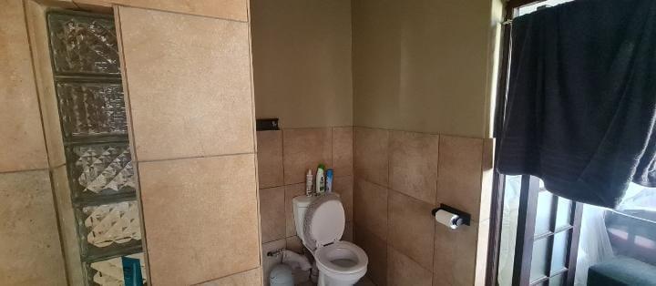 To Let 4 Bedroom Property for Rent in Petit Gauteng