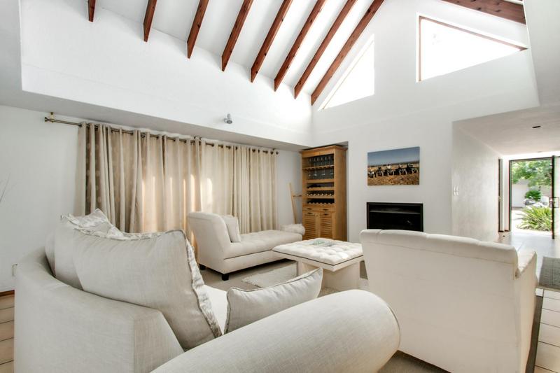 To Let 3 Bedroom Property for Rent in Dainfern Golf Estate Gauteng