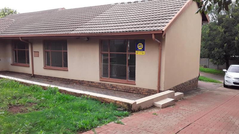 4 Bedroom Property for Sale in Heuweloord Gauteng