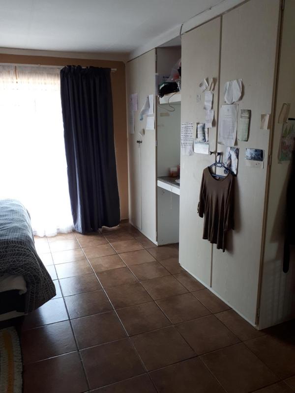 4 Bedroom Property for Sale in Heuweloord Gauteng