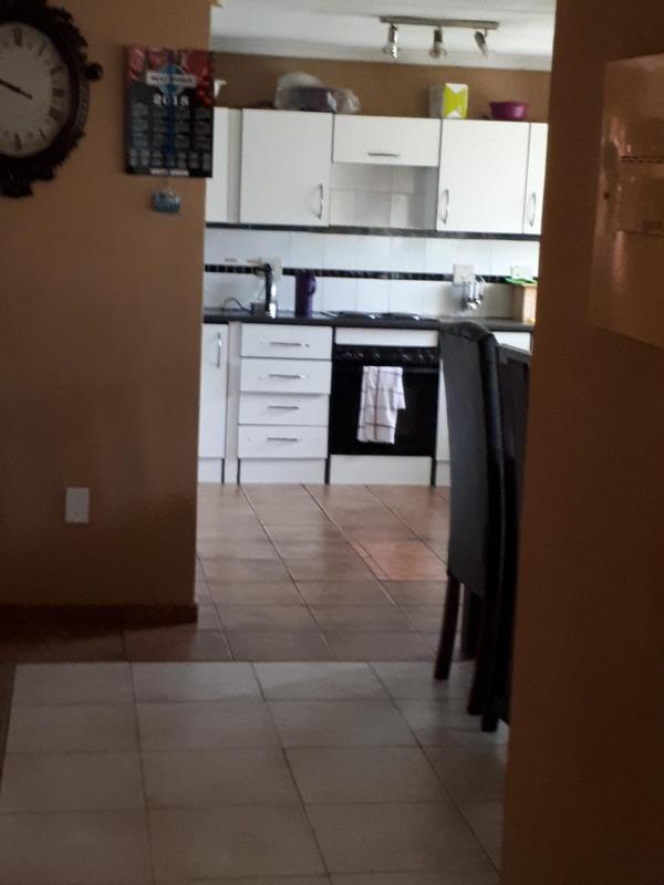 4 Bedroom Property for Sale in Heuweloord Gauteng