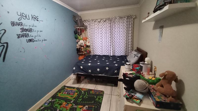 2 Bedroom Property for Sale in Pierre Van Ryneveld Gauteng