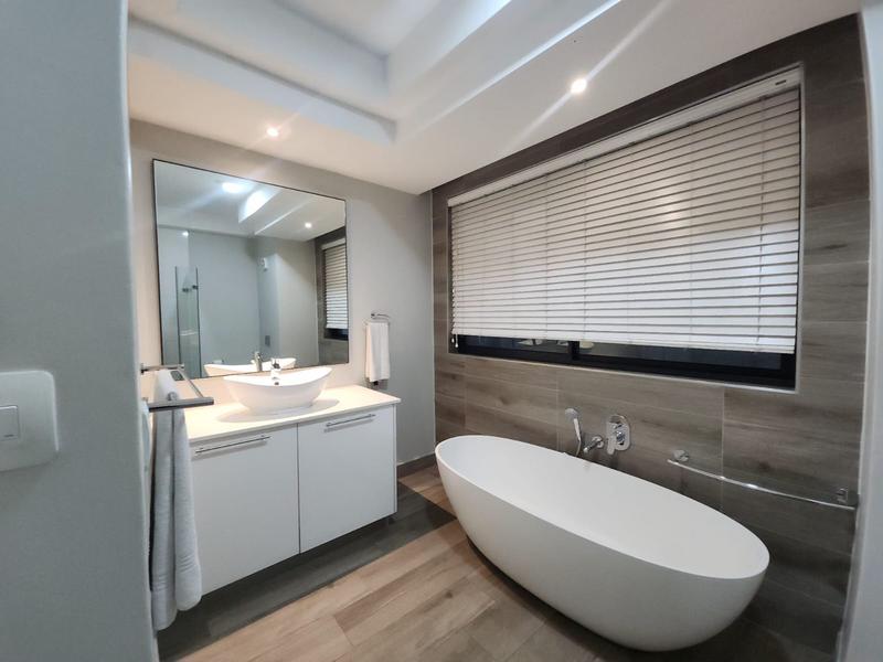 1 Bedroom Property for Sale in Ashlea Gardens Gauteng