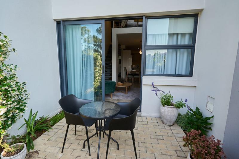 1 Bedroom Property for Sale in Ashlea Gardens Gauteng