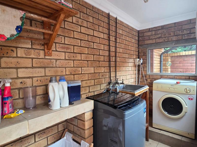 3 Bedroom Property for Sale in Die Wilgers Gauteng