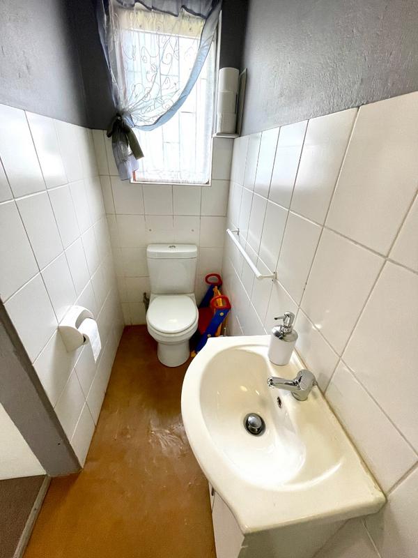 3 Bedroom Property for Sale in Noordheuwel Gauteng