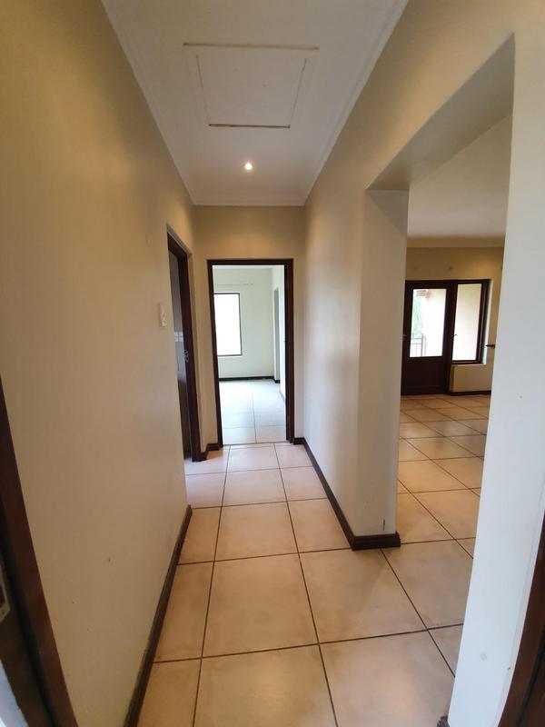 2 Bedroom Property for Sale in Wilro Park Gauteng